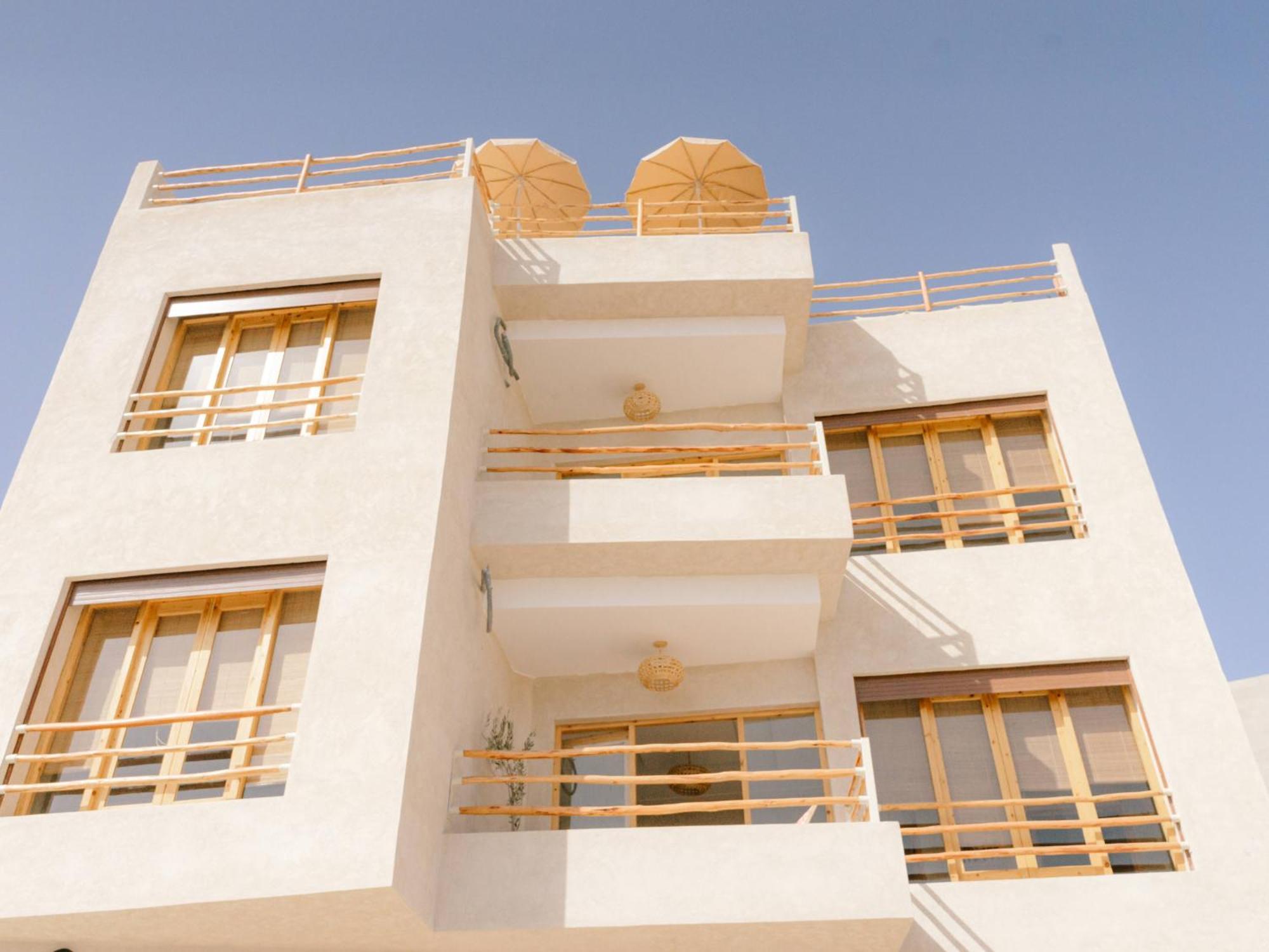 Malibu Surf House Apartment Tamraght Bagian luar foto